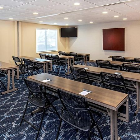 Fairfield Inn & Suites Lancaster Rohrerstown Exterior photo