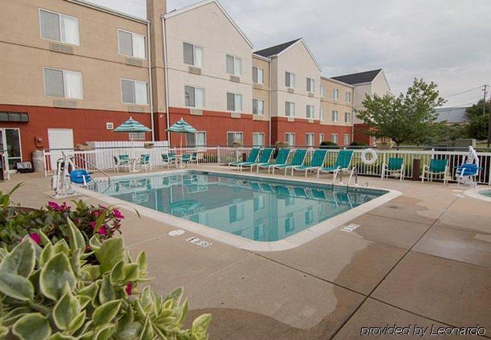 Fairfield Inn & Suites Lancaster Rohrerstown Exterior photo