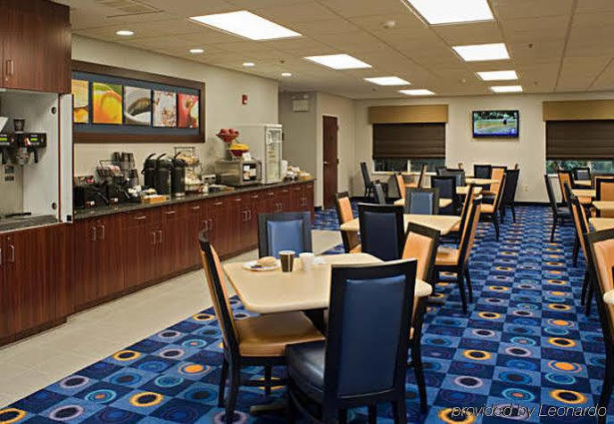 Fairfield Inn & Suites Lancaster Rohrerstown Exterior photo